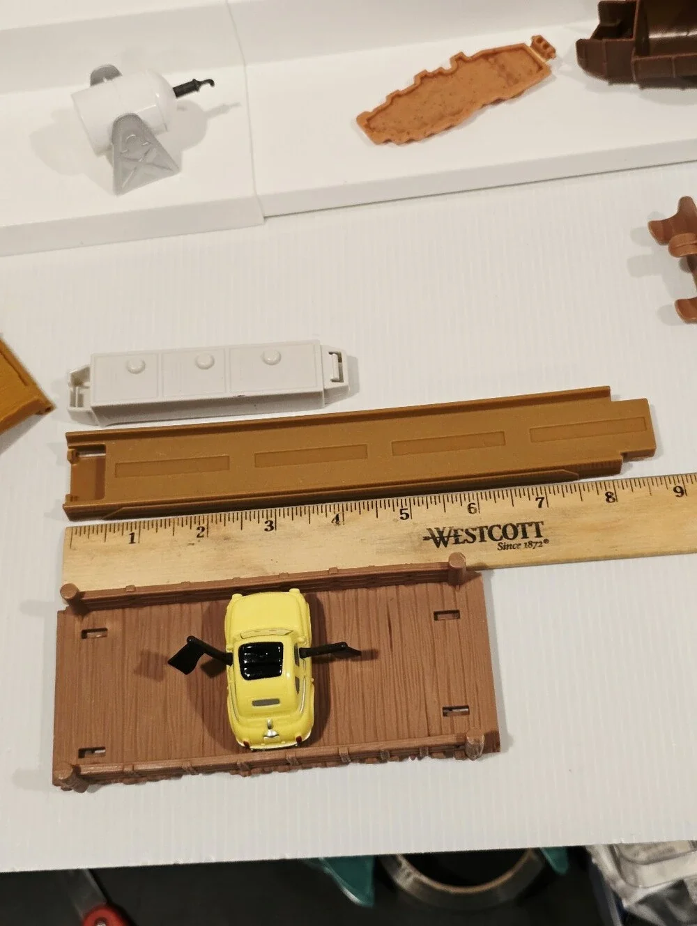 Disney Pixar Cars Playset Replacement Parts Set